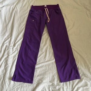 Figs Women’s Medium tall Magic Purple scrub pants